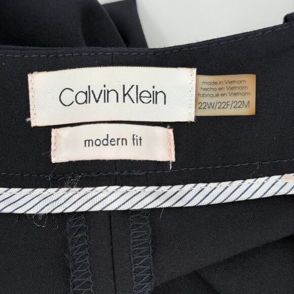 CALVIN KLEIN Pants Size 22W Modern Fit NWT Tapered Leg Business Navy Plus Curvy - Picture 4 of 13